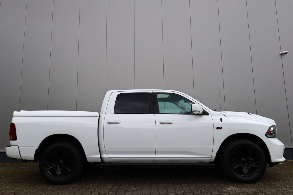 ram 1500 v6 2013