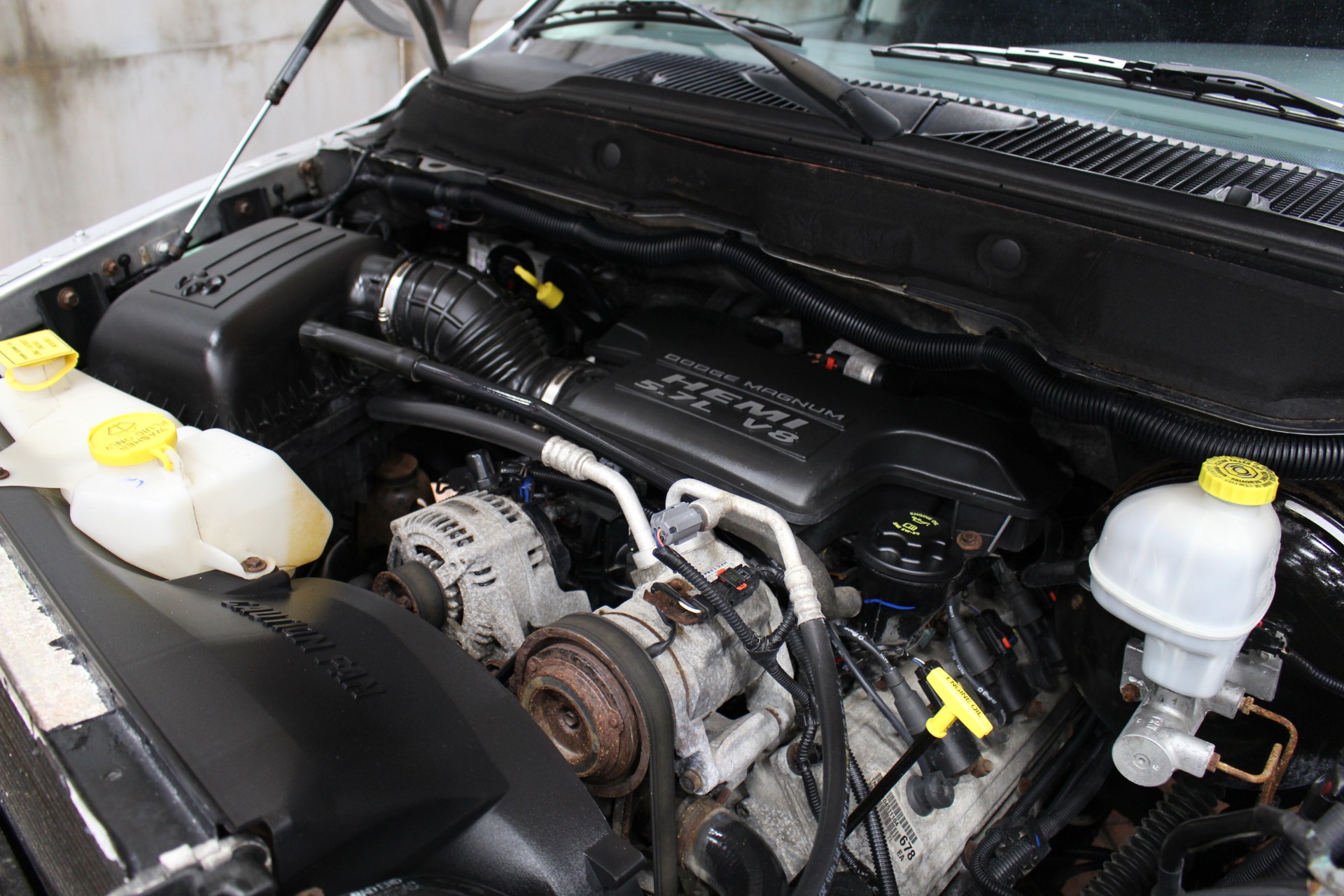 dodge ram 2005 5.7 hemi