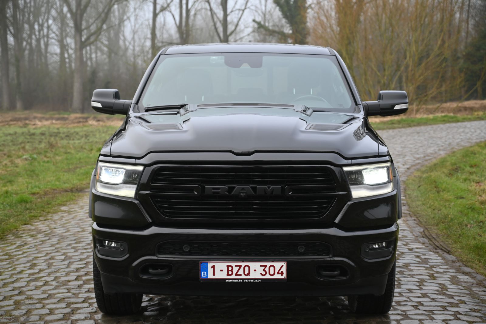 dodge ram 1500 v8 2020
